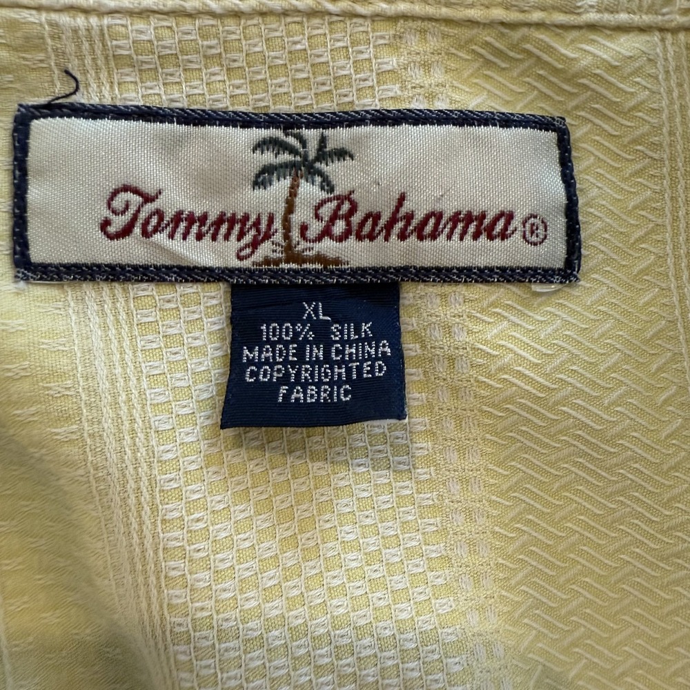 Tommy Bahama Mens‎ XL Short Sleeve 100% Silk Button-Up Yellow - Picture 4 of 5